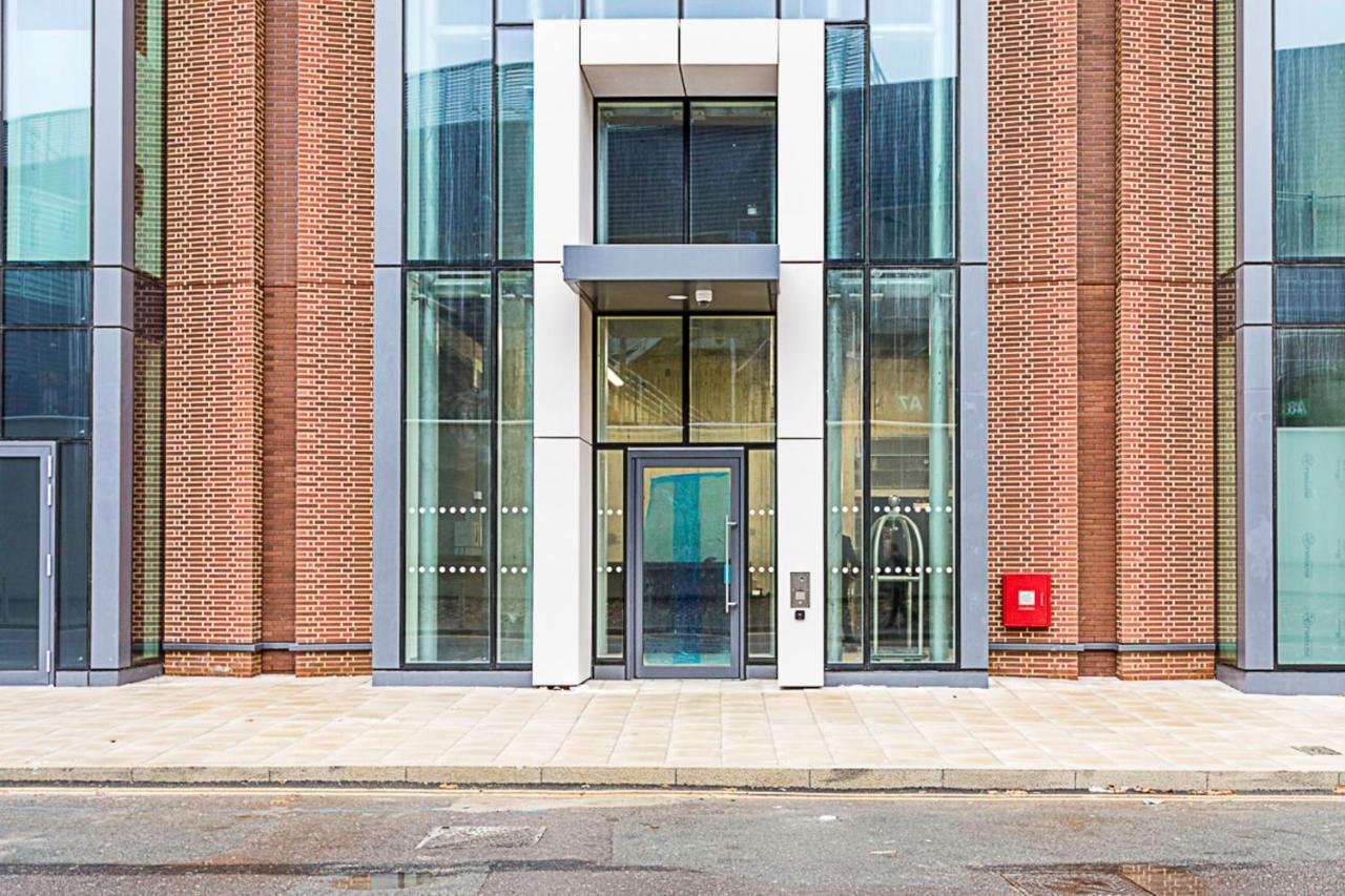 Beautiful 2 Bed Icon Tower Flat 5 Appartamento