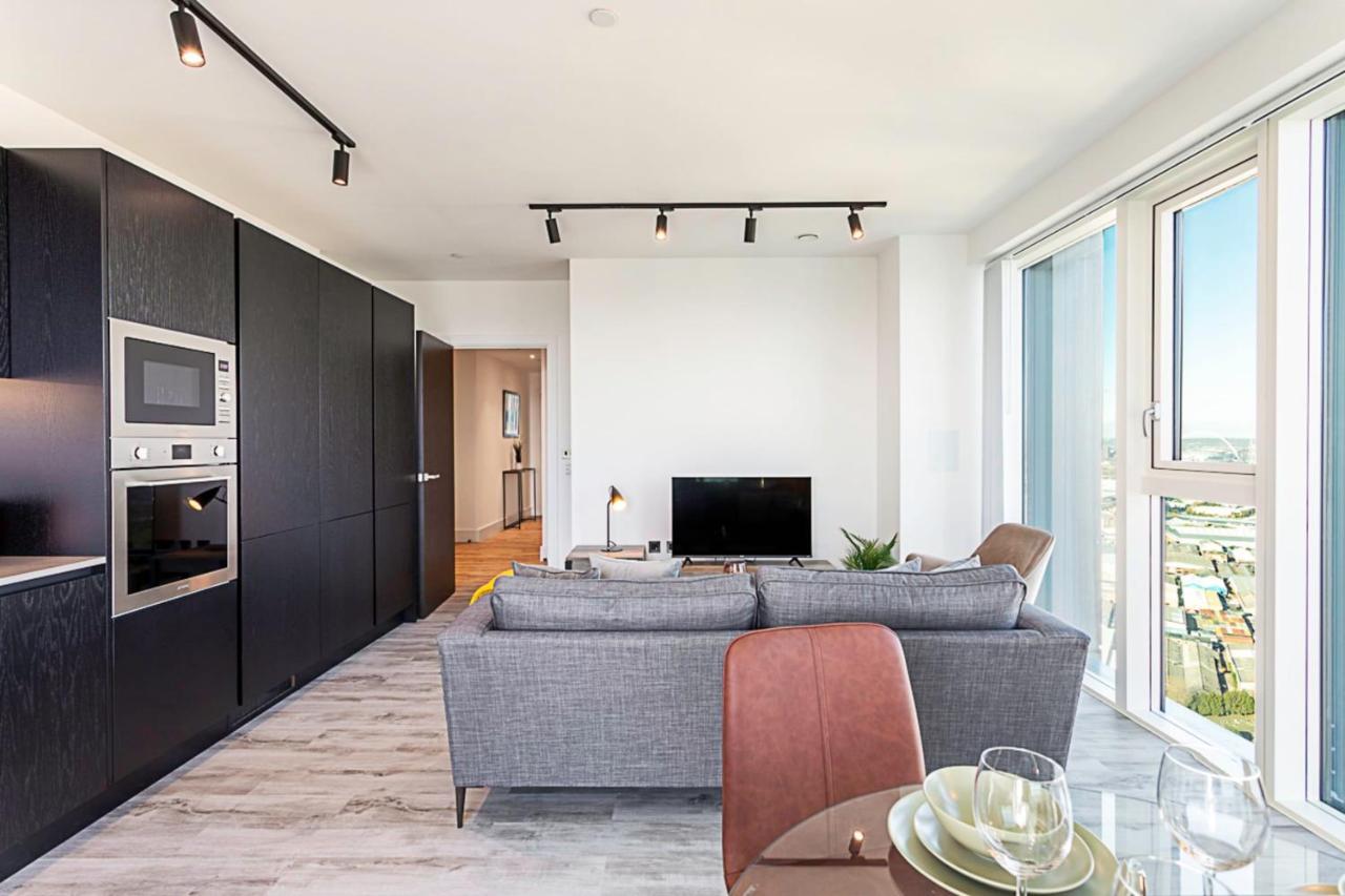 Beautiful 2 Bed Icon Tower Flat 5 Appartamento