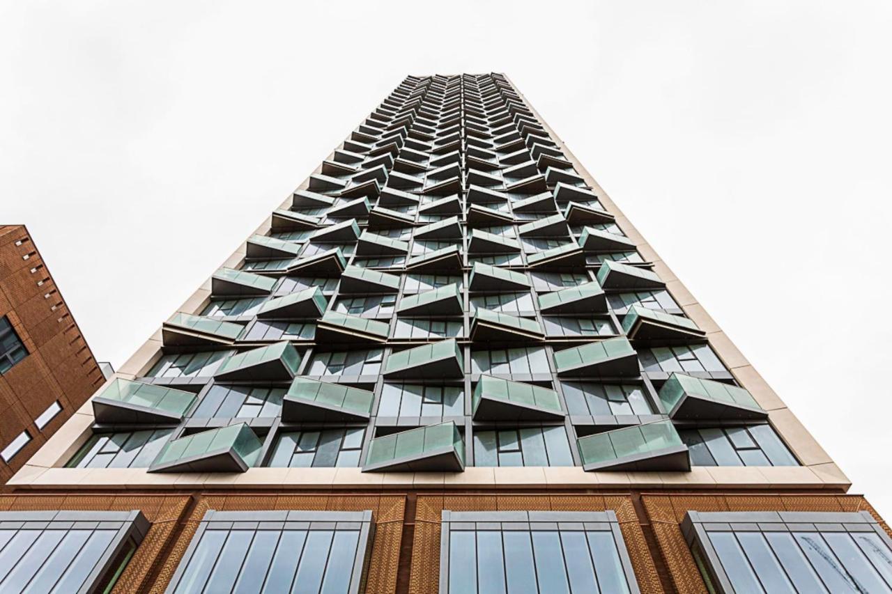 Beautiful 2 Bed Icon Tower Flat 5 Londra